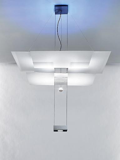 Oh Mei Ma Kabir Weiss LEDオウ メイ マ カビル ウェス LED